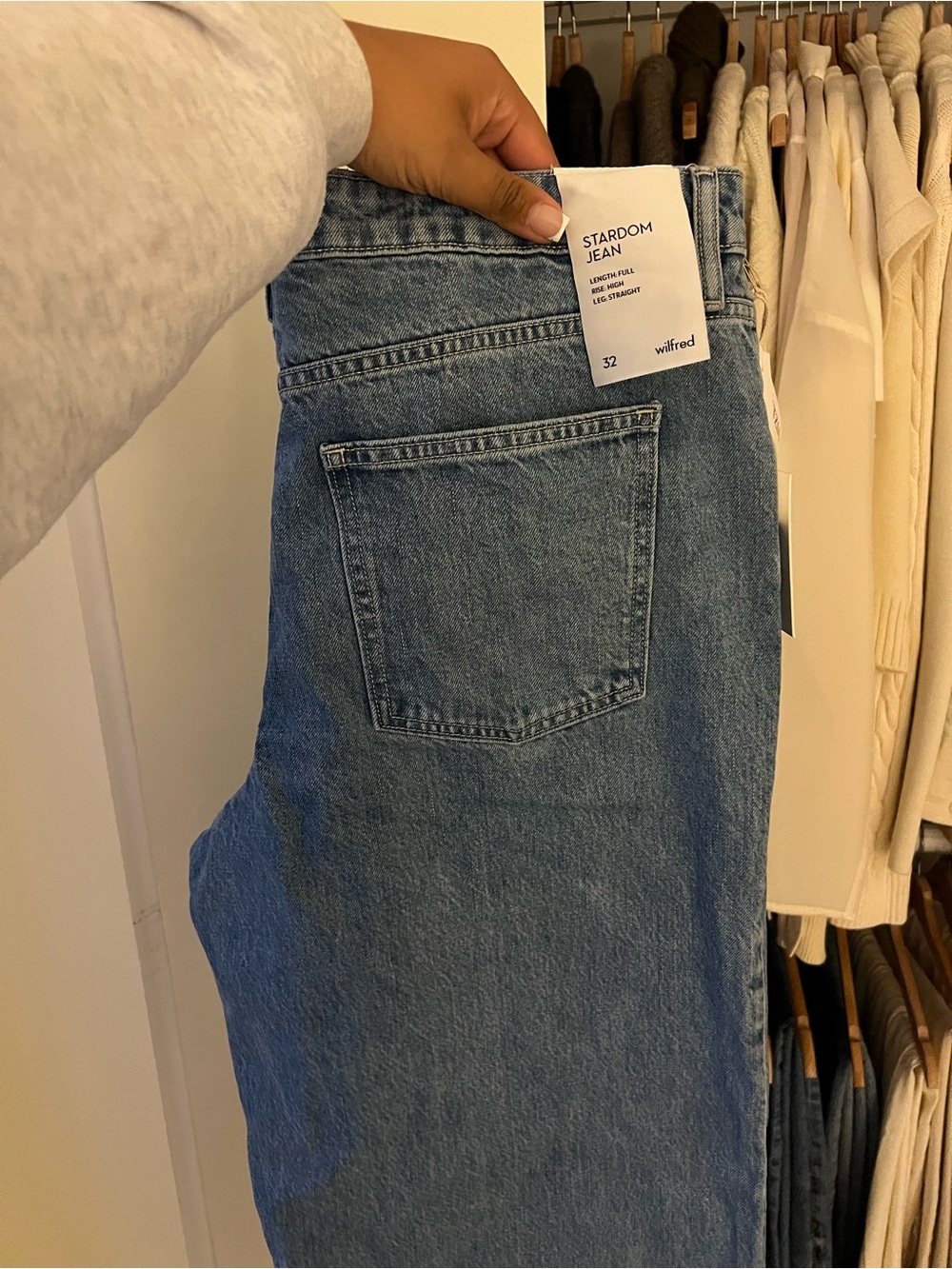 Aritzia Wilfred Stardom Straight Jeans - Light Blue Denim